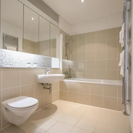 Ifsc Townhouse
