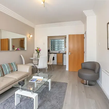 Ifsc Townhouse
