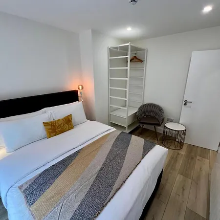 Διαμέρισμα Ifsc Townhouse *