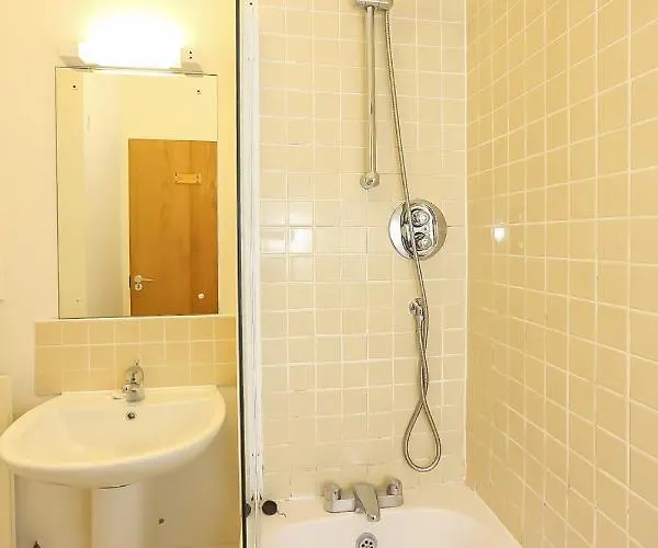 Апартаменты Ifsc Townhouse