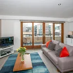 Ifsc Townhouse *