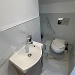 Ifsc Townhouse *
